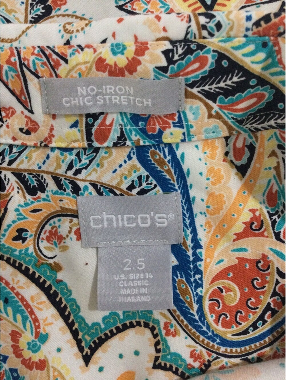 Chico’s 2.5 No Iron Chic Stretch Paisley Colorful Top Adj Sleeve Artsy NICE - Picture 6 of 8
